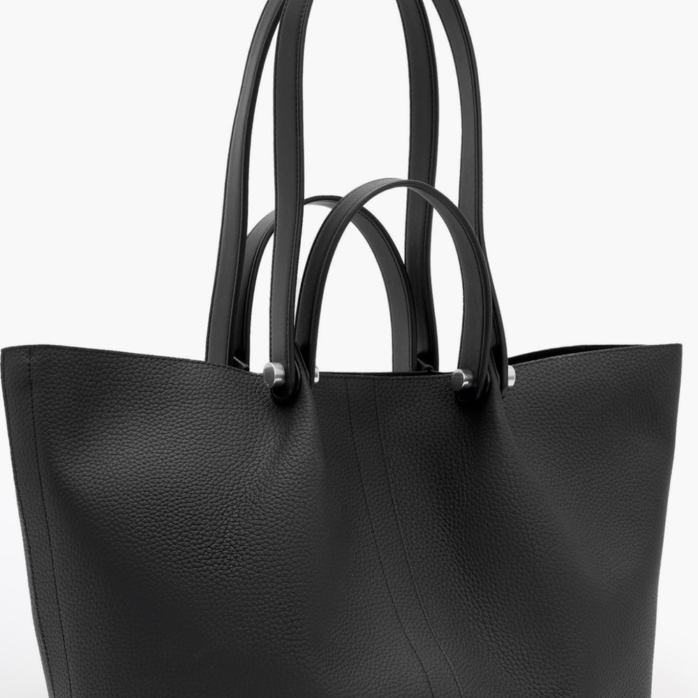 Elegant Black Tote Bag - Picture 12 of 16